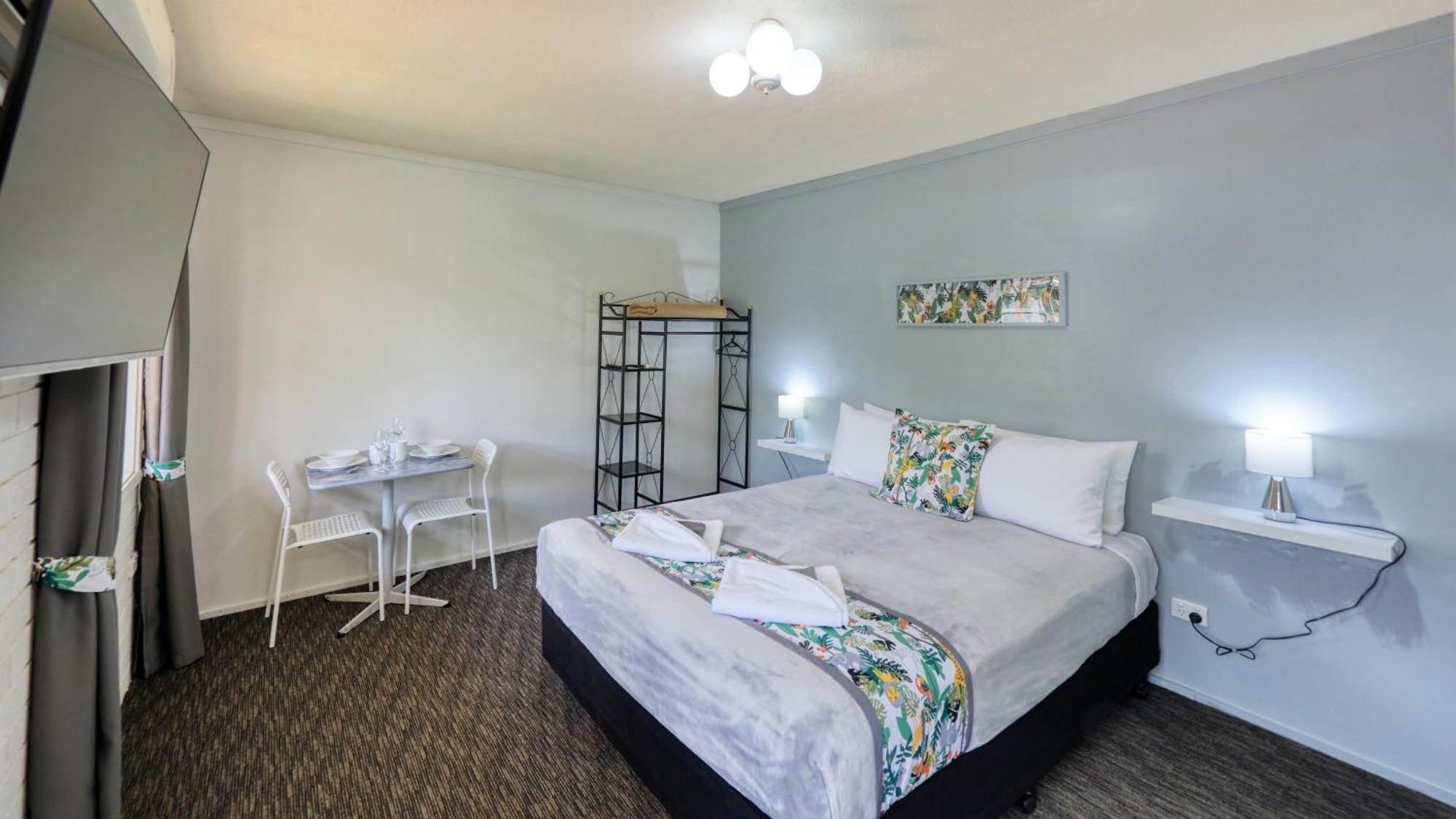 Oasis Motel Peak Hill ภายนอก รูปภาพ